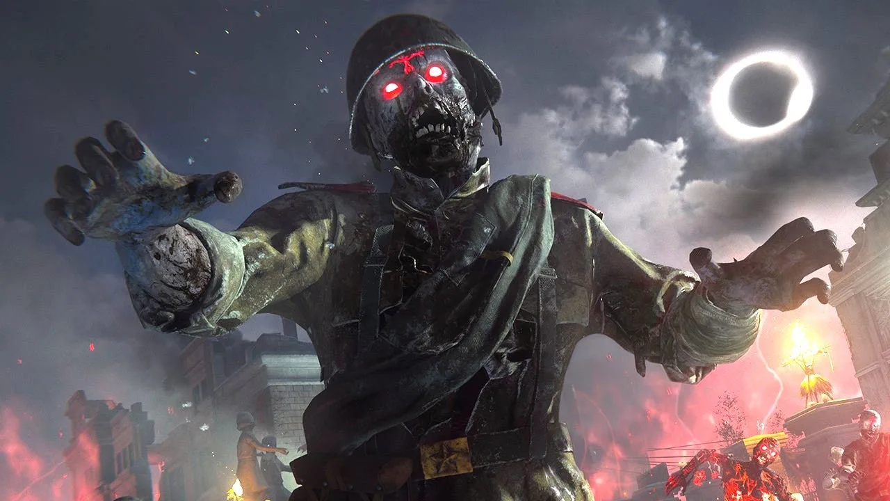 Call of Duty Zombies: Undead soldier with glowing eyes.