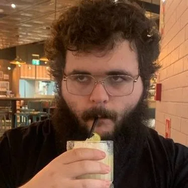 Connor Makar avatar