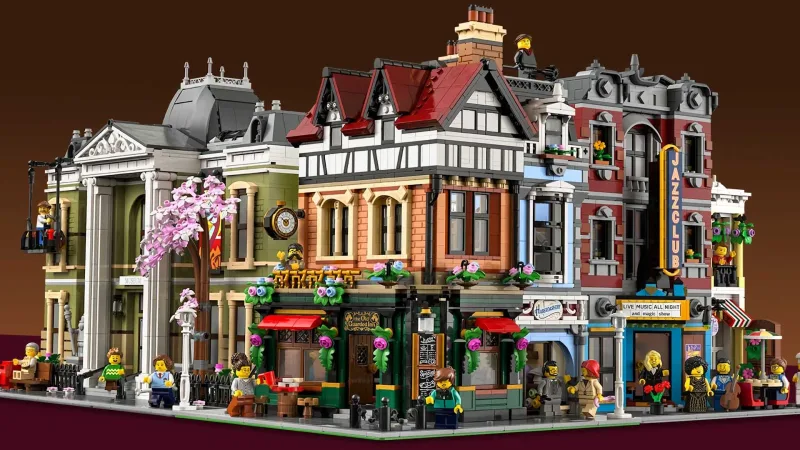 LEGO 11391 'Clock Tower' Rumored as the Massive 20th-Anniversary Modular Building for 2027
