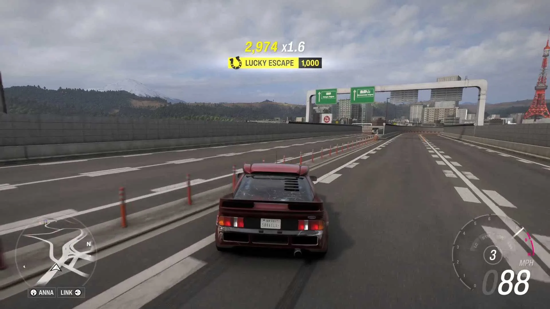 A Forza Horizon 6 screenshot showing a car that has performed a lucky escape skill